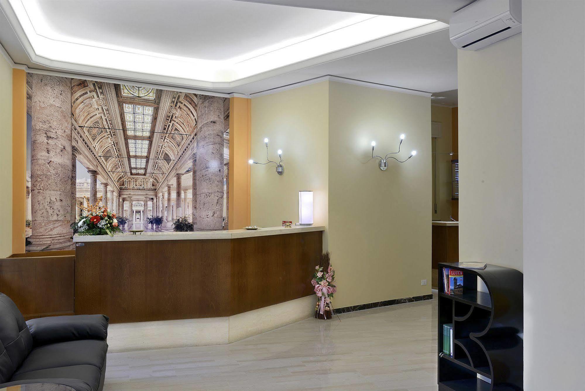 Smart Hotel Bartolini Montecatini Terme Bagian luar foto
